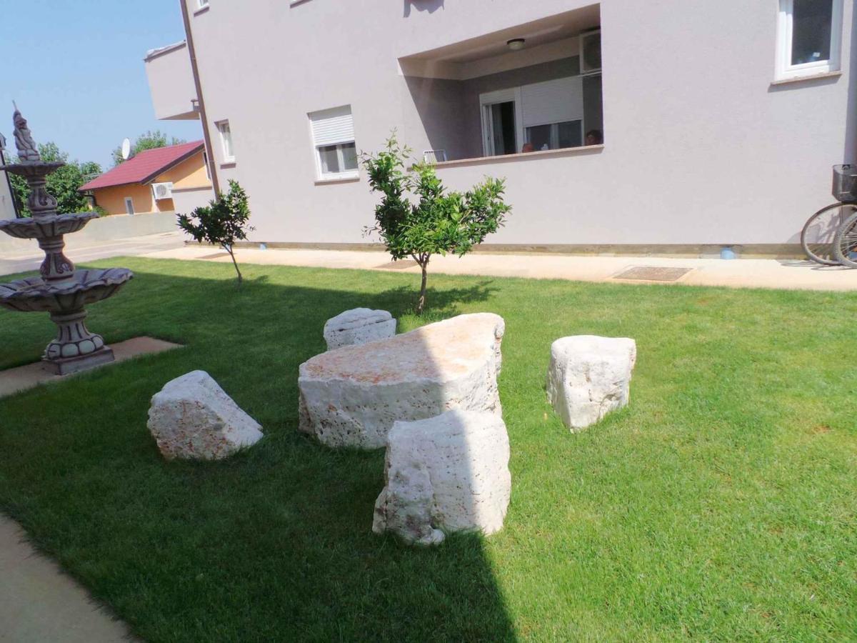 Apartments In Peroj/Istrien 34288 Exterior foto